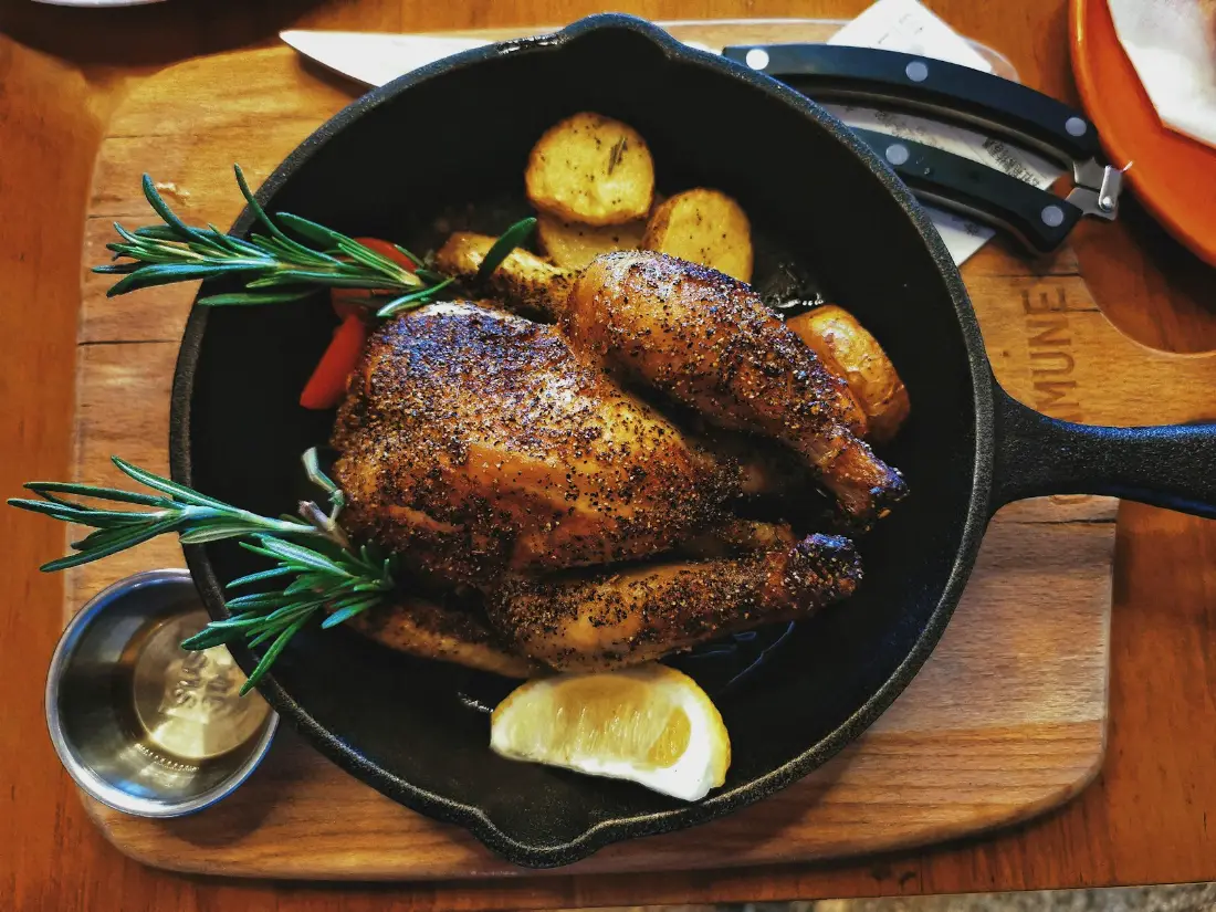 Whole chicken wholesale supplier Riyadh bulk frozen fresh dressed birds